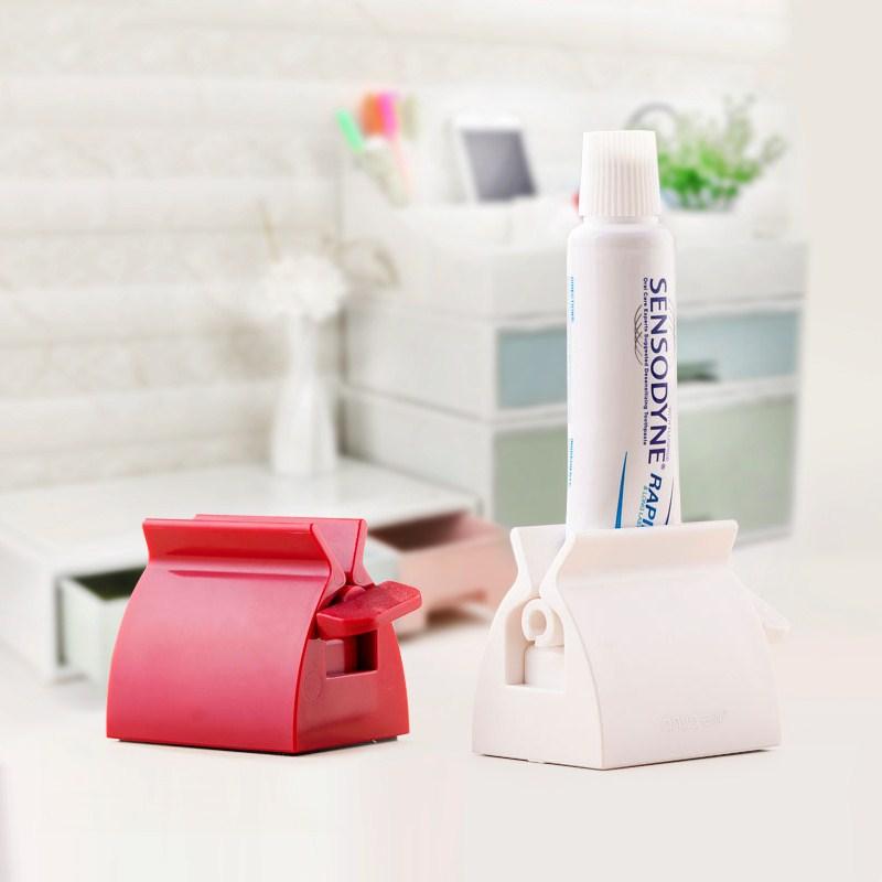 TOOTHPASTE TUBE SQUEEZER